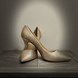 Gold Sparkling stiletto